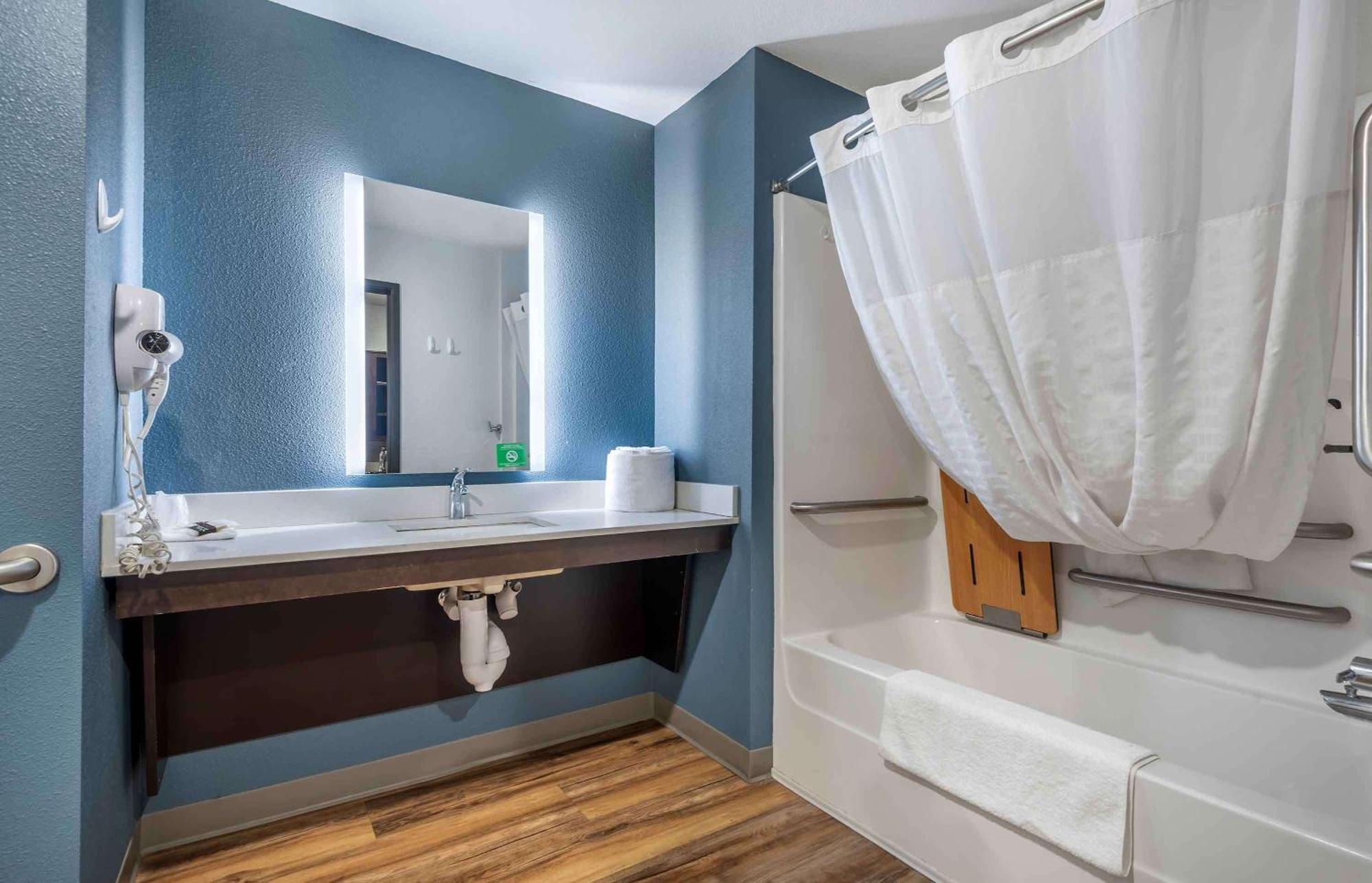 Extended Stay America Select Suites - Tampa - Brandon - East Heartland Exteriér fotografie