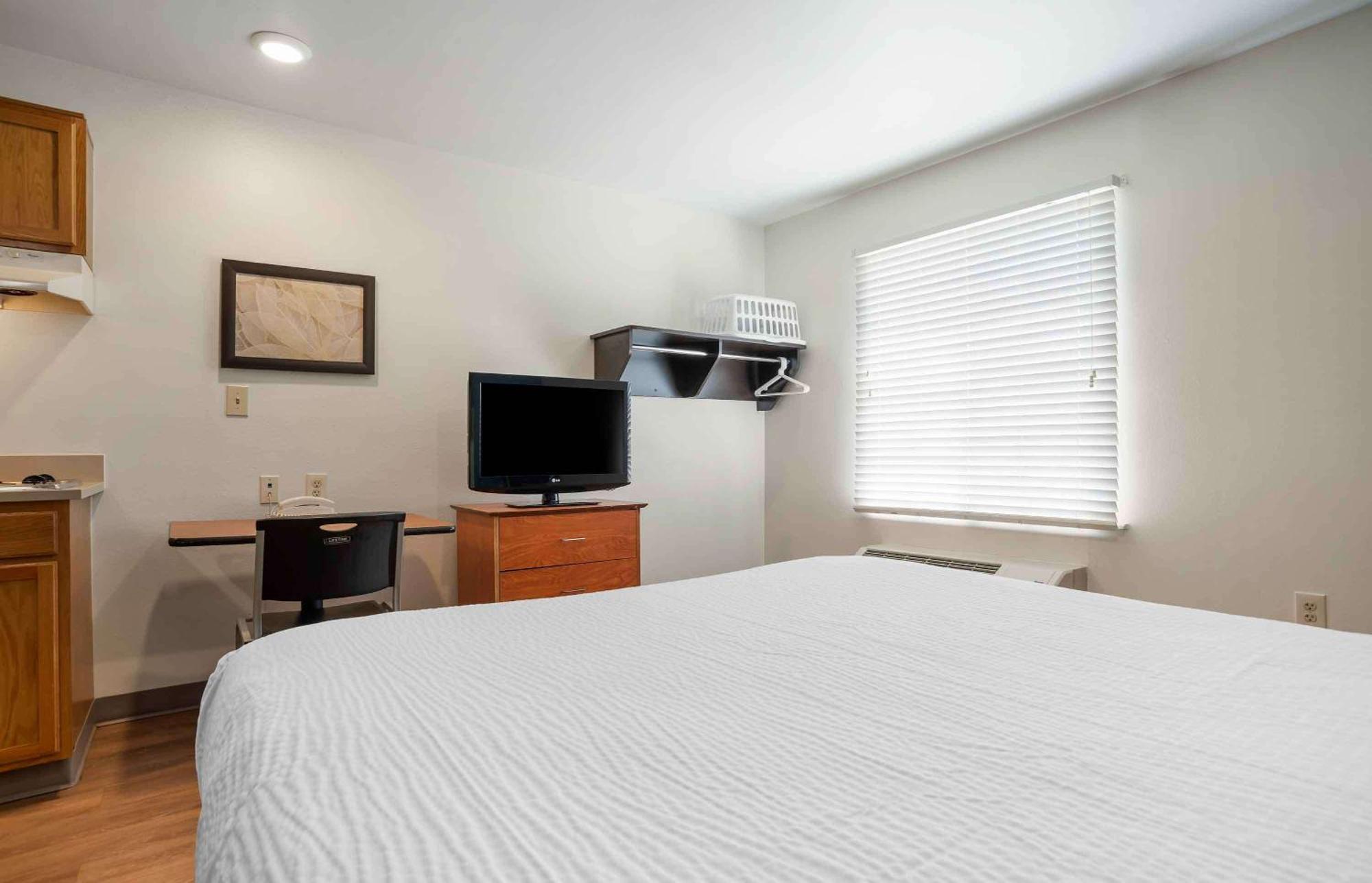 Extended Stay America Select Suites - Tampa - Brandon - East Heartland Exteriér fotografie