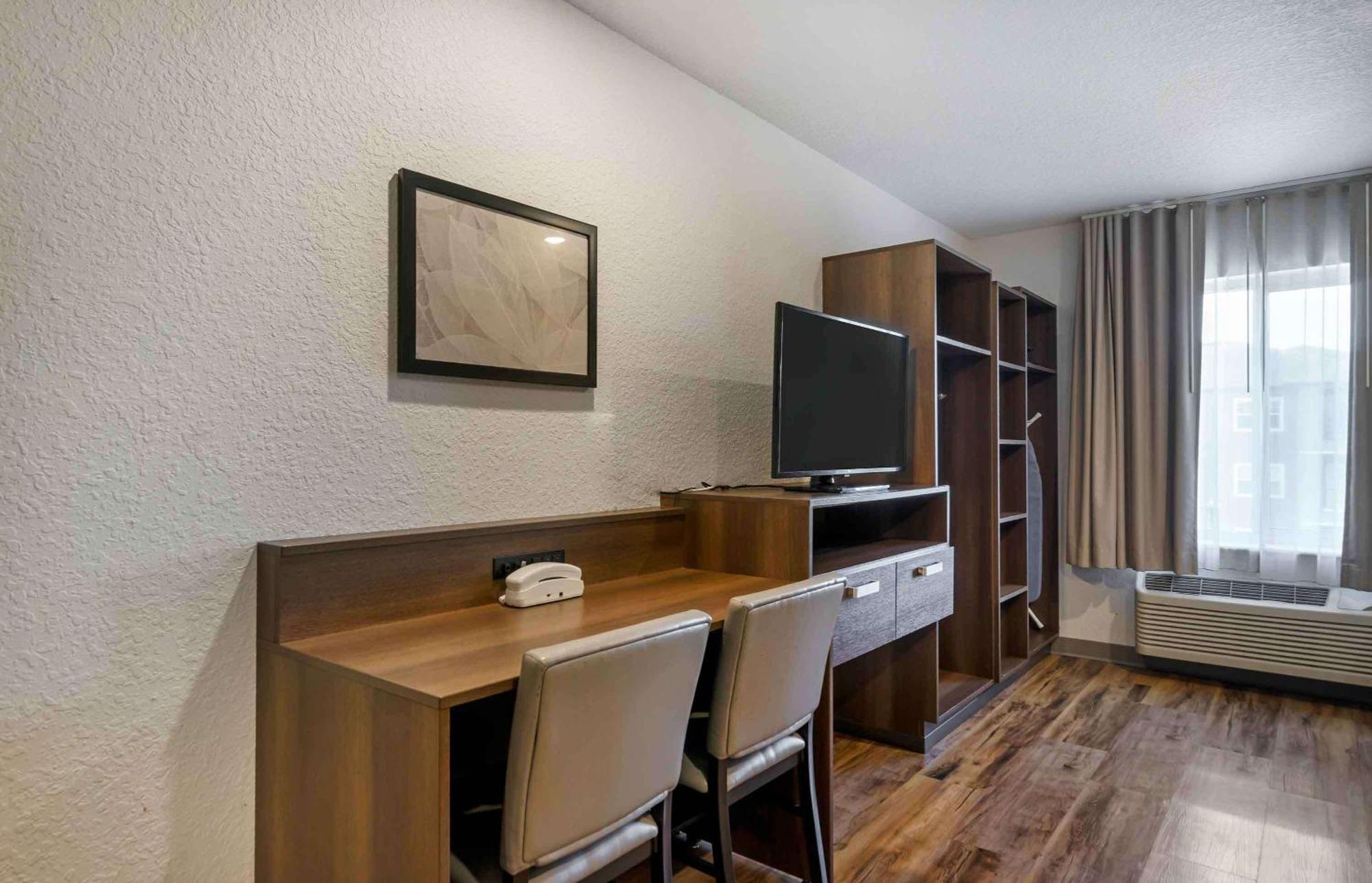 Extended Stay America Select Suites - Tampa - Brandon - East Heartland Exteriér fotografie